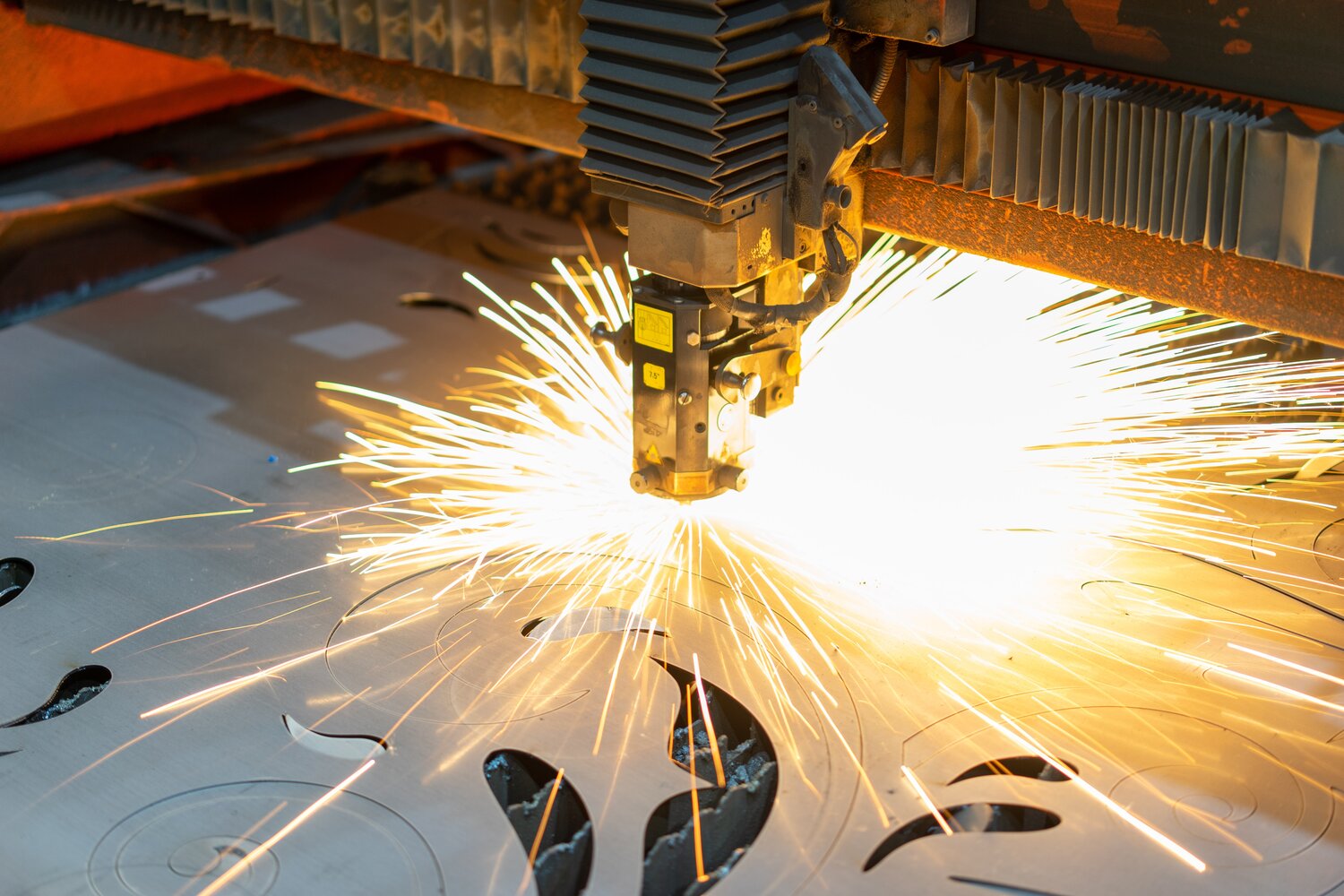laser cutting service